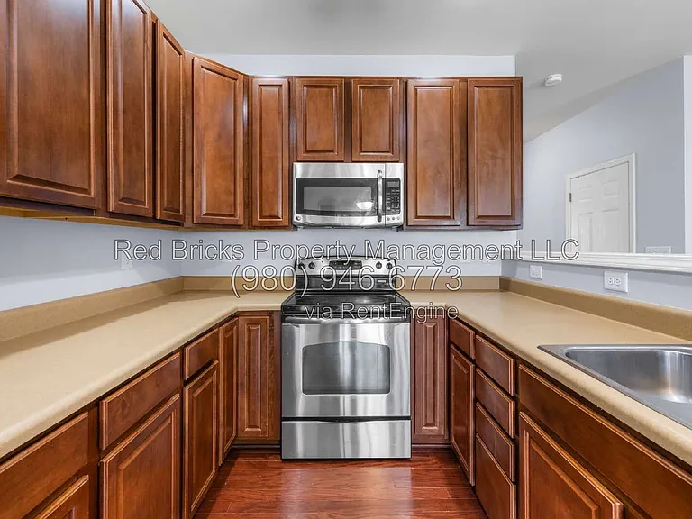 14054 Singleleaf Ln — Photo 10