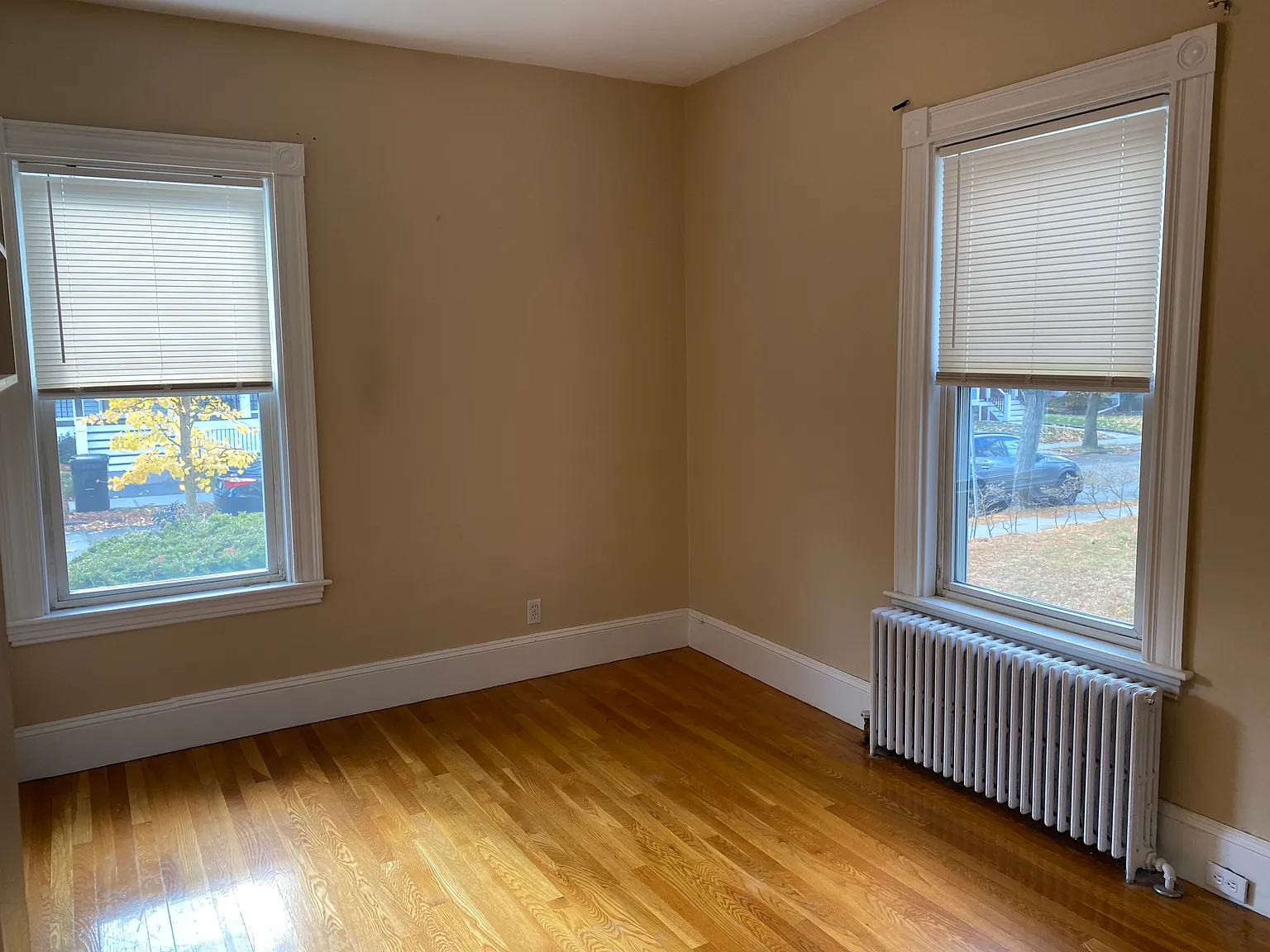 4 bed, 1800 sqft, $4,000 — Photo 3