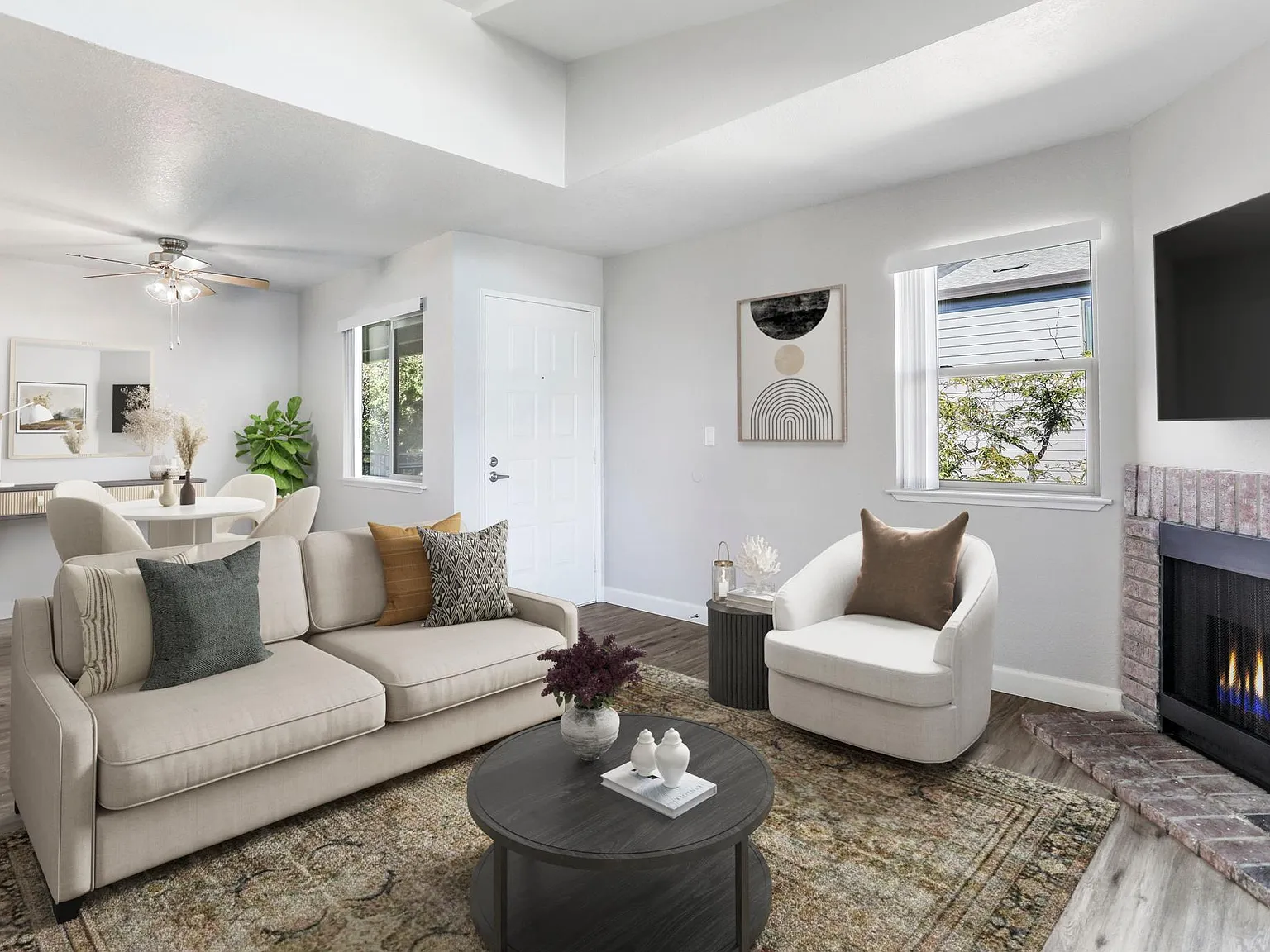 The Cottages Apartments — Photo 1