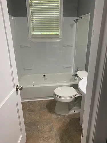 2830 Little St Photo 1
