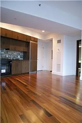 Sold by R New York | media 14