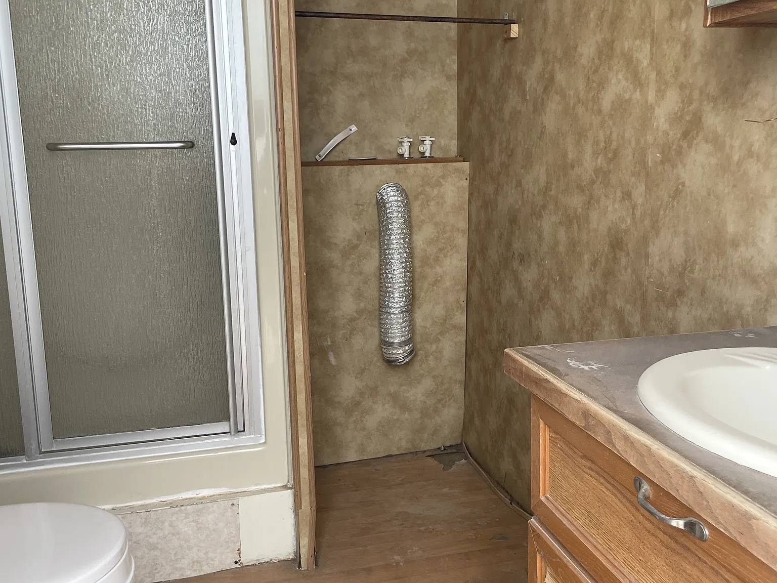 Royal RV Park Wink 907 North Roy Orbinson Drive - WA5-B Surrey Suite B — Photo 3