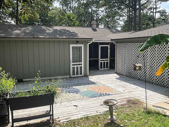 5th image of 115 Leigh Cir