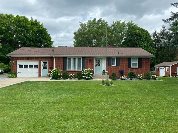 531 Seminole Dr, Fremont, MI 49412