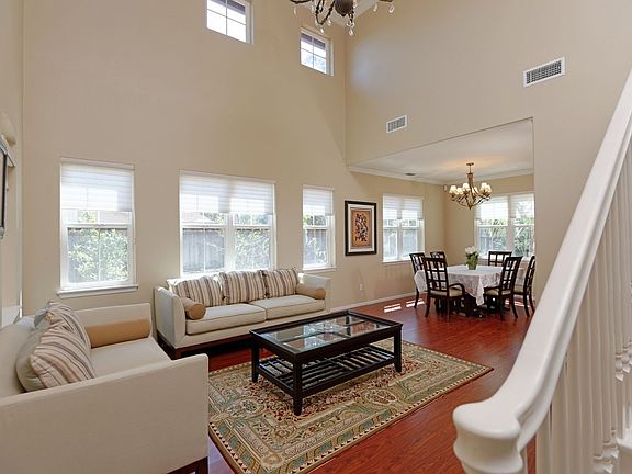 3rd image of 10439 Avenida Magnifica