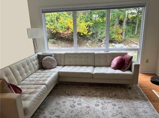 3 Sylvan Ln #C, Westport, CT 06880