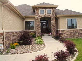 3411 161st St, Urbandale, IA 50323