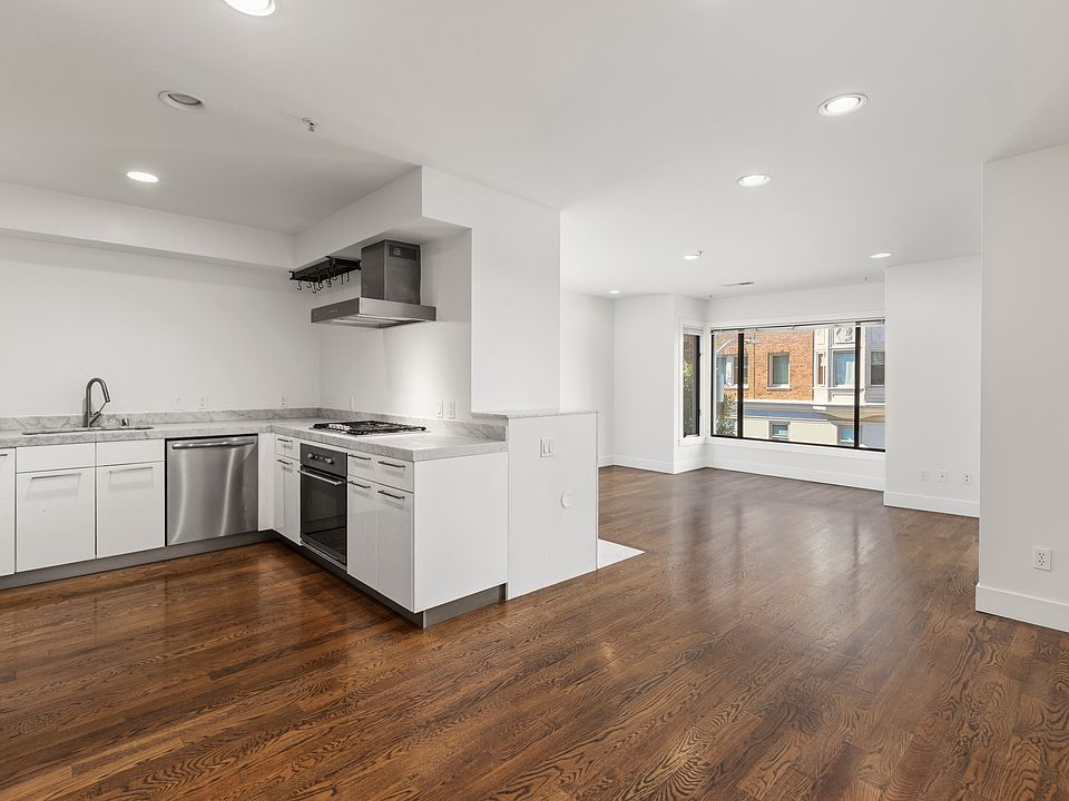 1st image of 2140 Hyde St #304