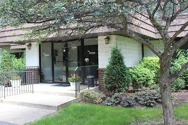 Building Photo - 12900 W Heiden Cir #4105