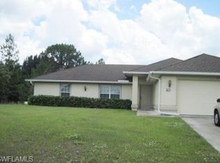 2717 44th St SW, Lehigh Acres, FL 33976