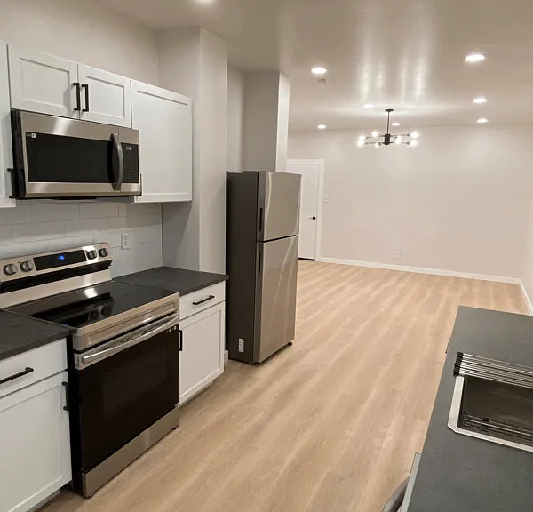 5140 Butler St #2 — Photo 1