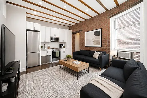 92 2nd Ave #19 Photo 1