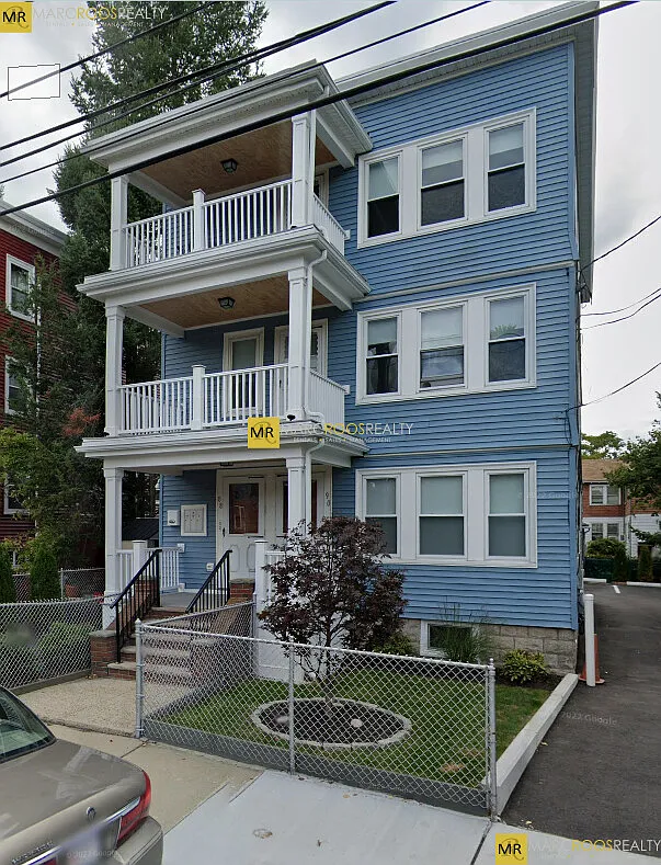 2 bed, 9999 sqft, $3,200 — Photo 1