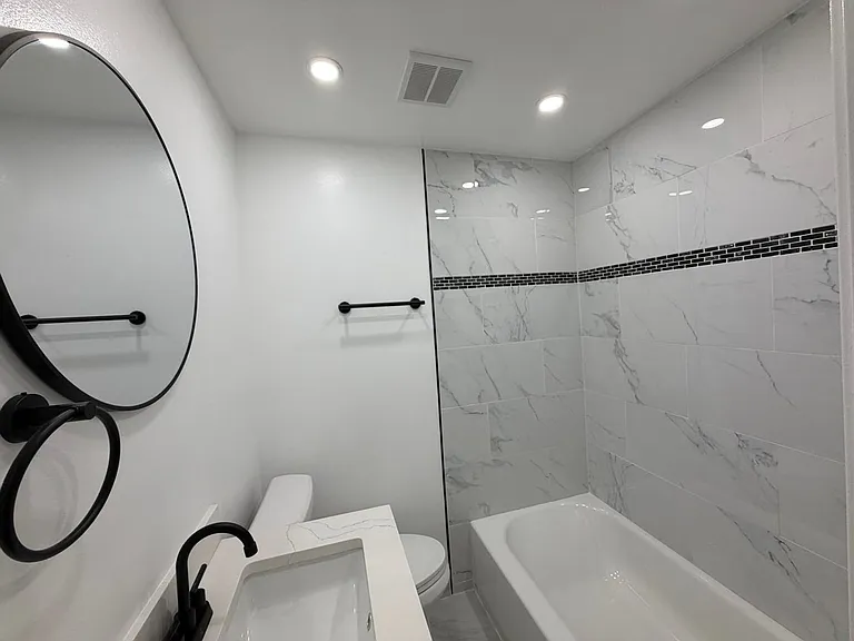 139 Lee Ave NE — Photo 9