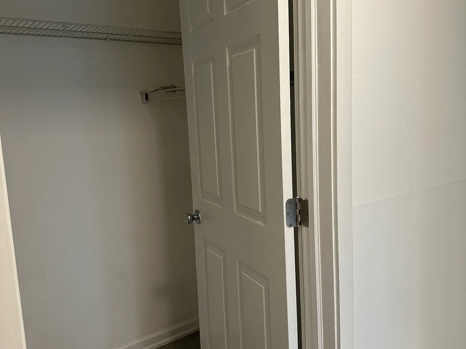 2 bed, 834 sqft, $1,700 — Photo 4