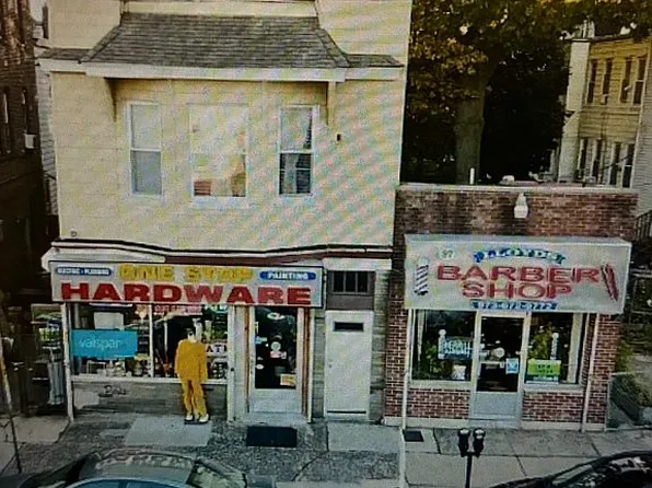 97 4th Ave, East Orange, NJ 07017