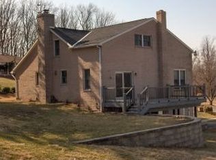6279 Lake Rd, York, PA 17403
