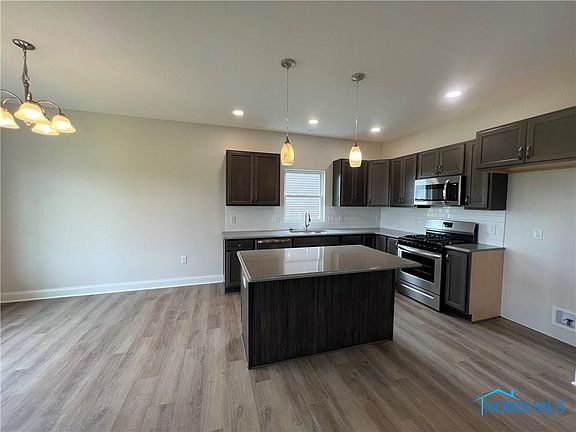 4th image of 5025 Noah Ln