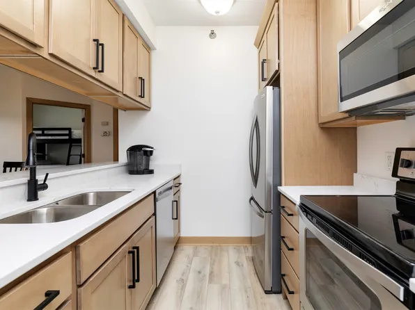 1106 NE 5th Ln Unit D13, Ankeny, IA 50021