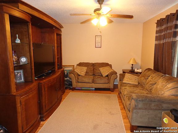 2nd image of 406 Cable Dr