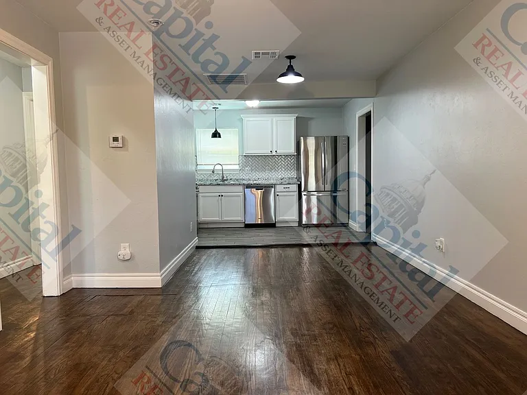 4772 SE 23rd St — Photo 3