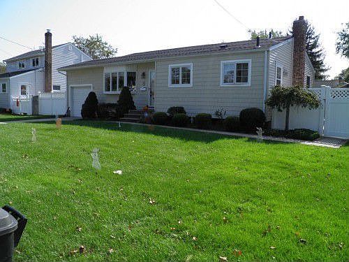 1st image of 4 Stattel Dr