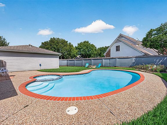 3rd image of 1411 Bittersweet Ct