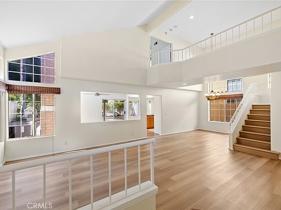 4th image of 2163 Sun Ridge Dr