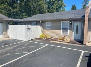 701 Victoria Ct #701, New Albany, IN 47150