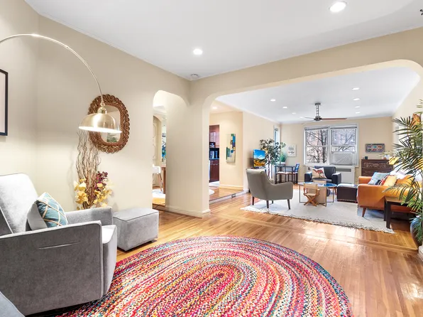 106-15 Queens Boulevard image 1 of 19