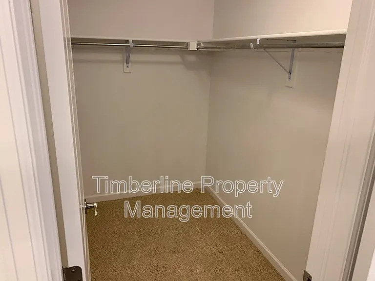 811 Marine Corps Dr — Photo 18