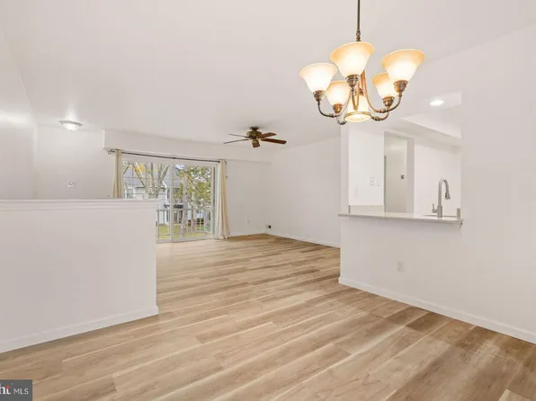 2212 Society Pl, Newtown, PA 18940