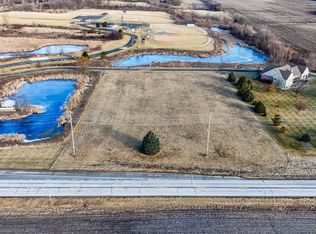 2 Stonecrest Dr, Elgin, IL 60124