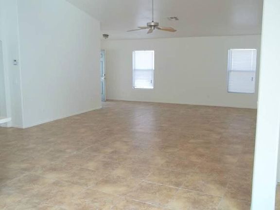 4th image of 12725 W Valentine Ave