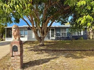 72 Lake Shore Dr, Palm Harbor, FL 34684