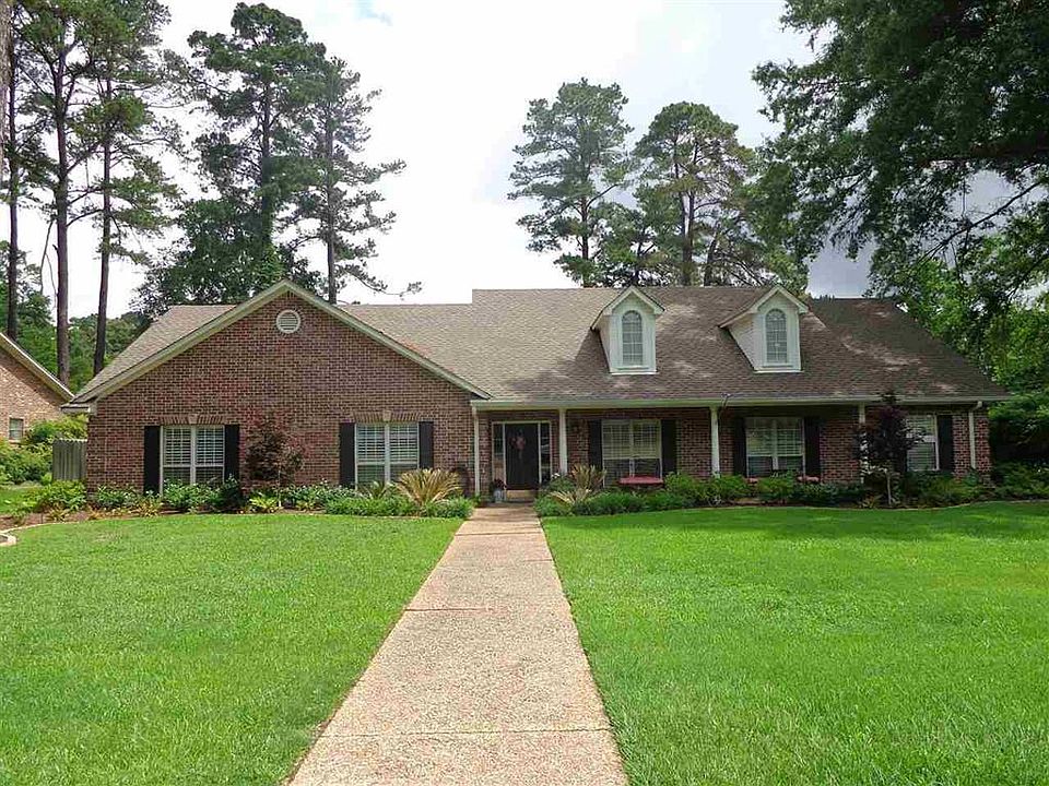 1st image of 707 Emily Dr