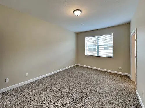 9501 SW Merlin Ct — Photo 13