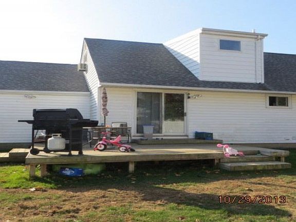 2nd image of 3577 Verona Pl