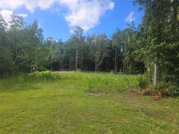 910 Someruelus St, Fernandina Beach, FL 32034