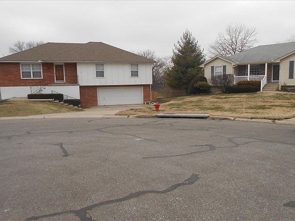 5th image of 4013 NW Delwood Ct