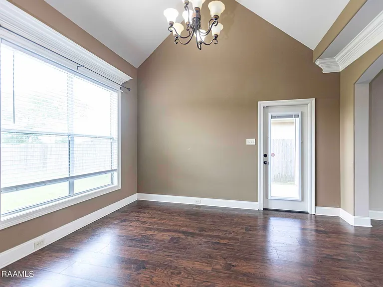 308 Forest Creek Dr #100 — Photo 7