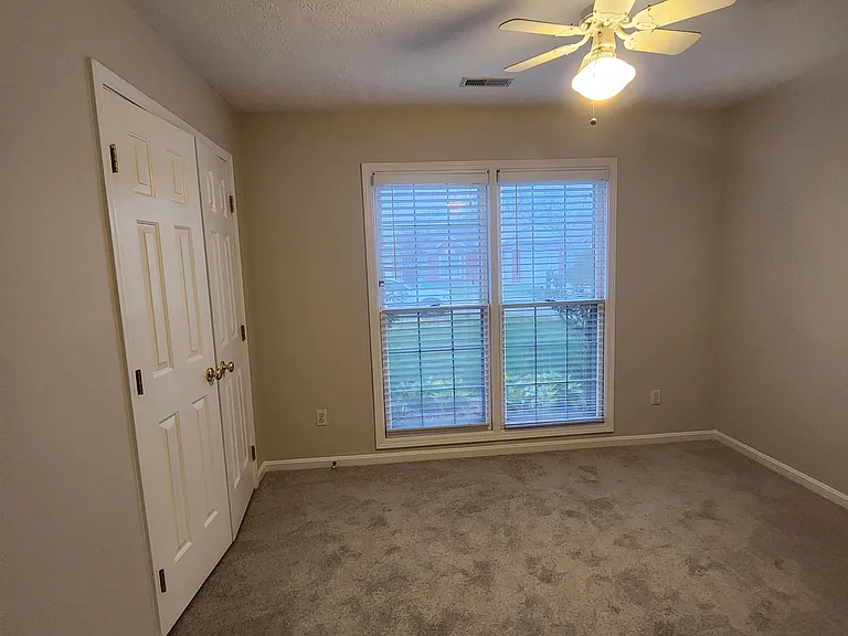 3412 Rainview Cir — Photo 16