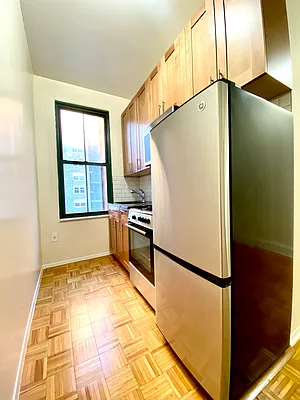 Rented by City & Suburban | media 25