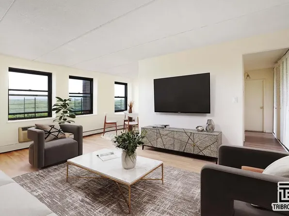 21 Bennett Ave, New York, NY