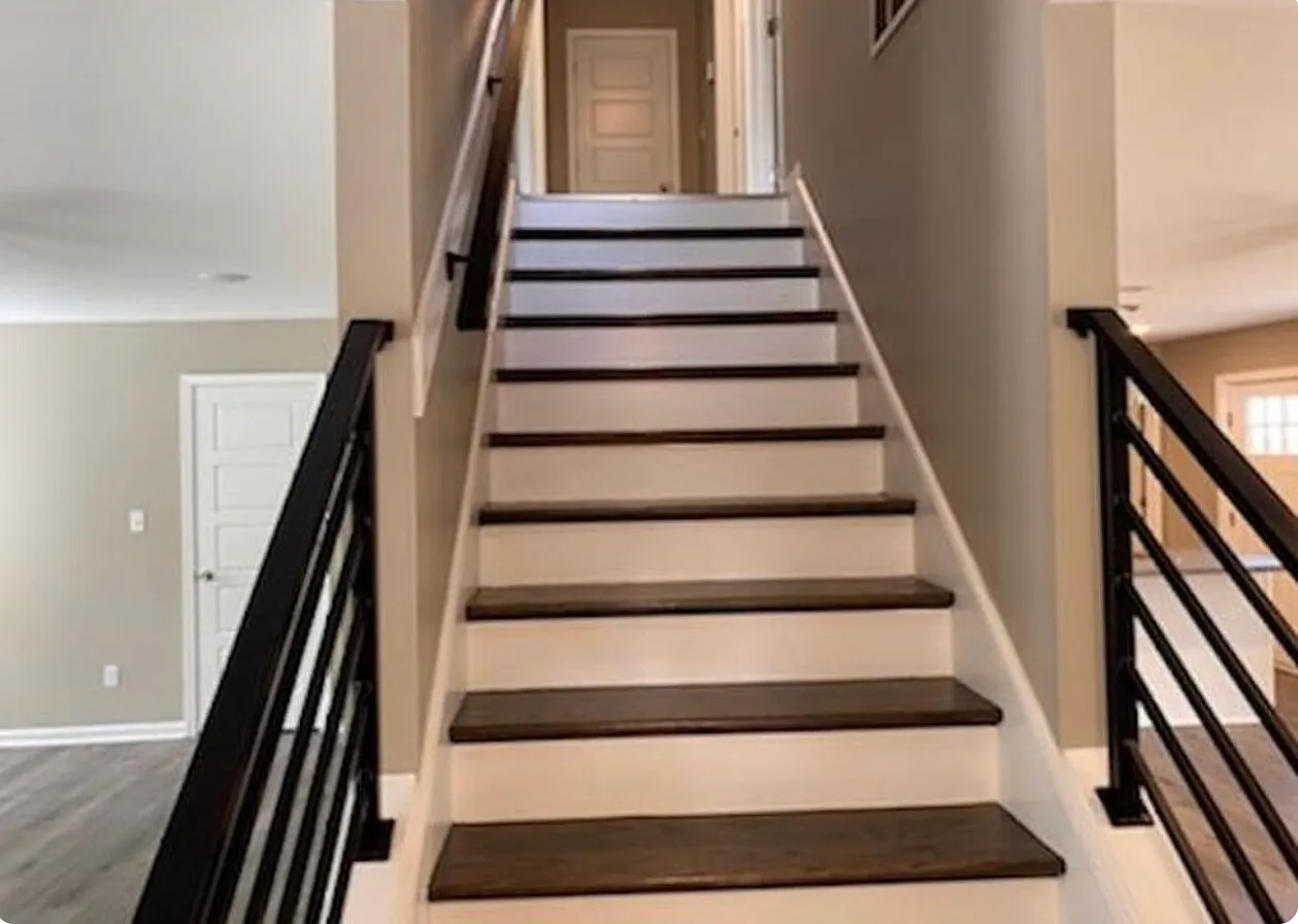 10 bed, 4282 sqft, $795 — Photo 3