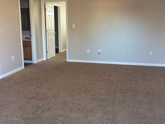 2nd image of 705 Four Mile Ave #6