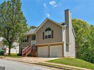 2818 Rambling Way, Lithonia, GA 30058