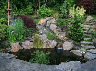10 Buckingham Ter, Lake Oswego, OR 97034
