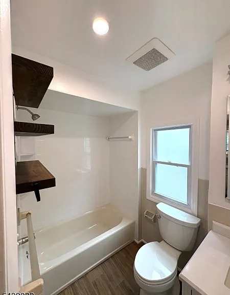 46 Maple St #1 — Photo 3