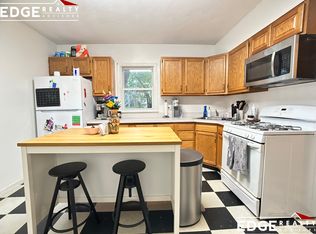 28 Shepard St #R, Boston, MA 02135
